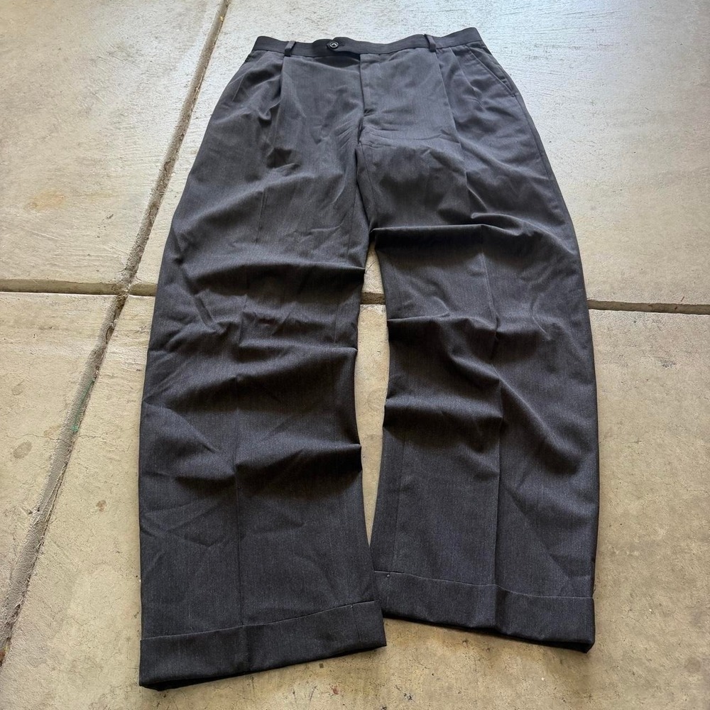 32x32 Dark Grey Baggy Wide Leg Pleated Dress Pants Y2K Grunge 2000s Vintage